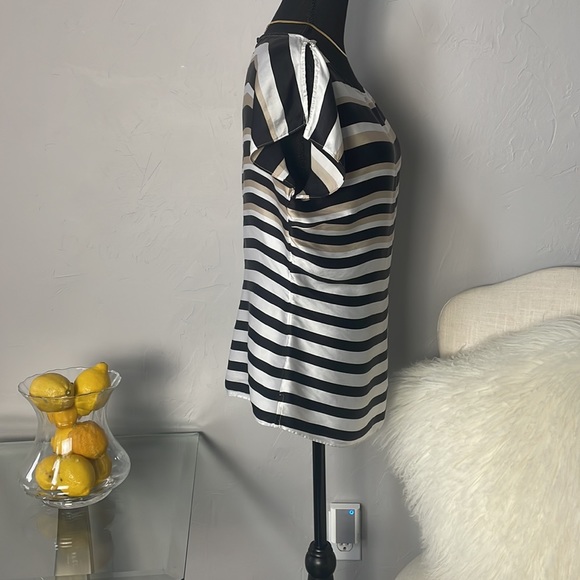 White House Black Market Silk Blouse - Picture 3 of 6